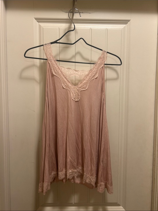 POL Other - POL Blush S Lace-Trim Chemise Slip